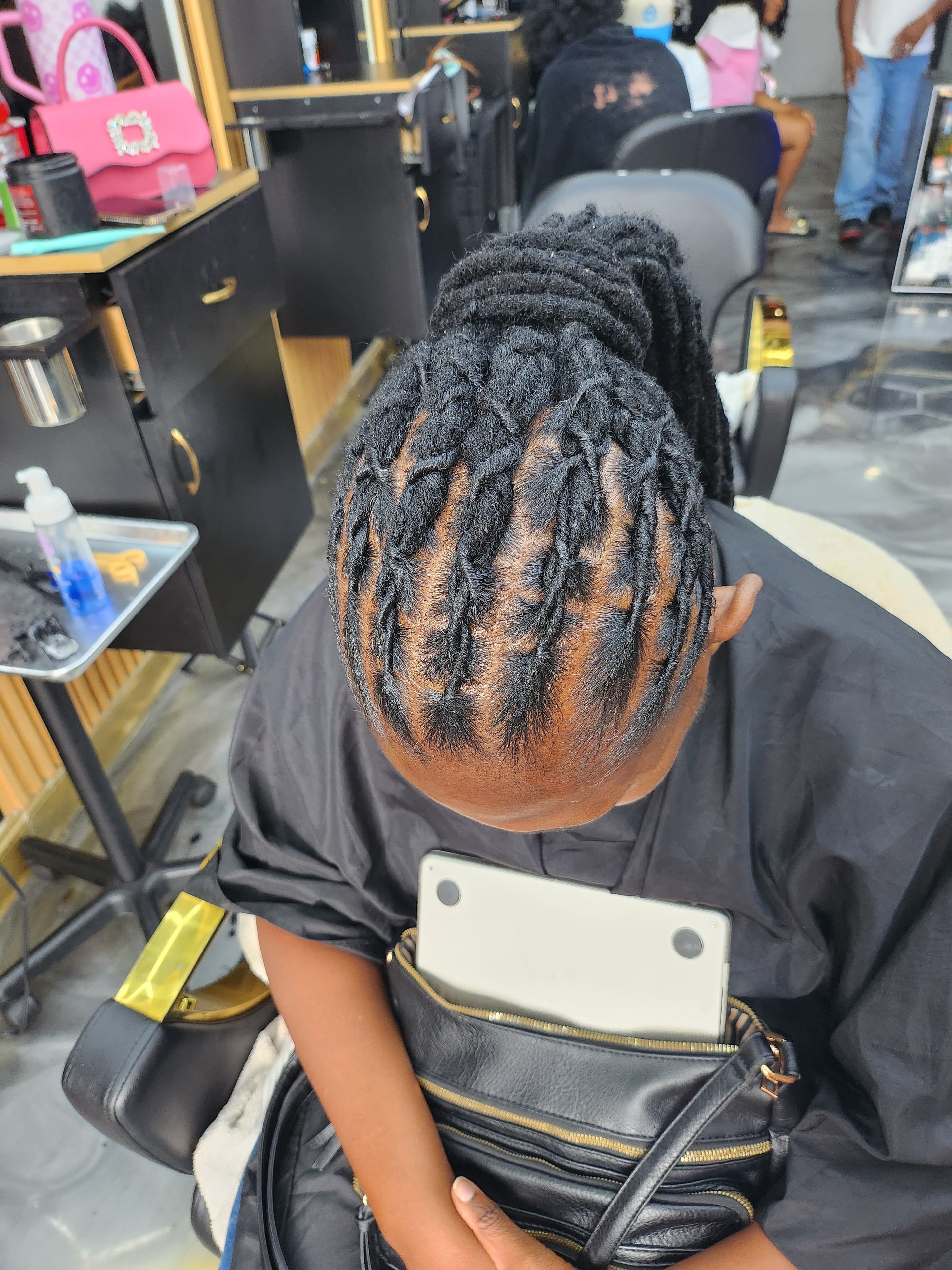 Zoma Barbershop — Photo 41